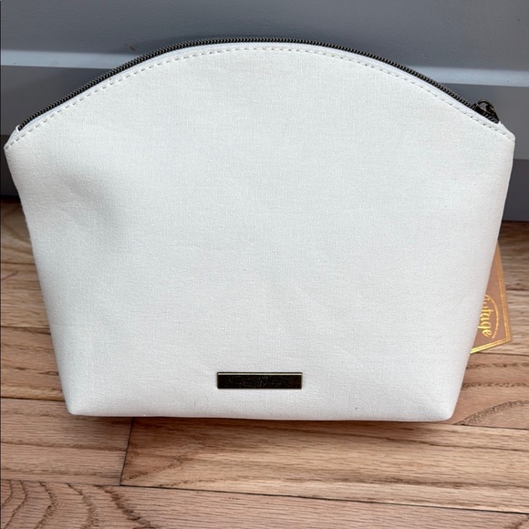 Cosmetic Bag Cream Floral Lace - Picture 3 of 4